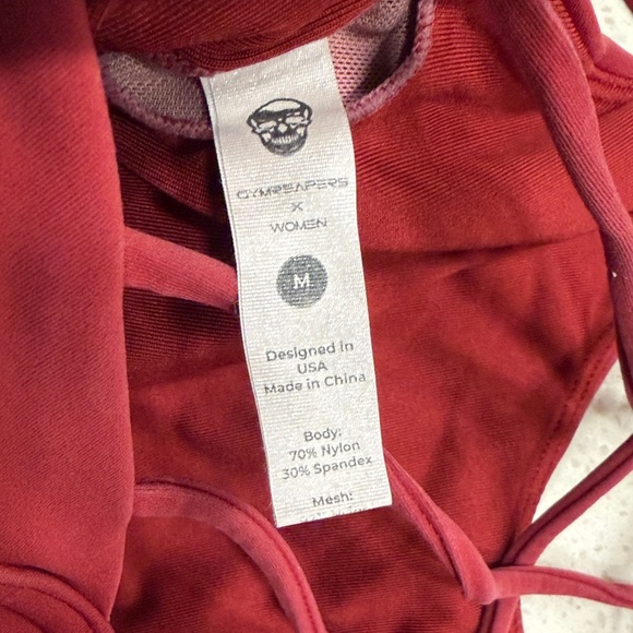 Women's Gymreapers Strappy Red Sports Bra size medium - Picture 3 of 4
